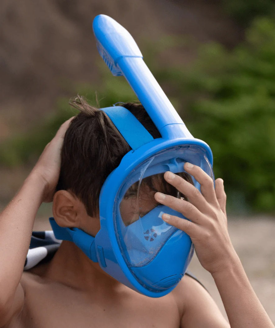 Children's diving mask with full face coverage and 180-degree field of vision