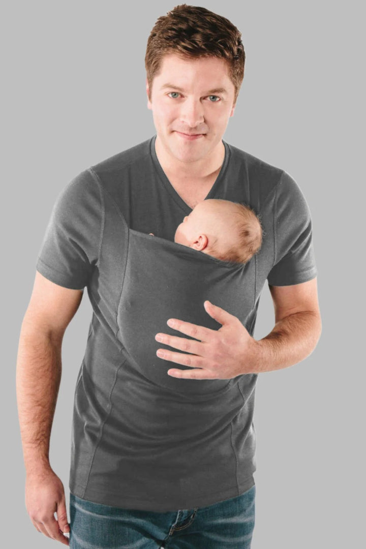 Close-fitting baby carrier T-shirt
