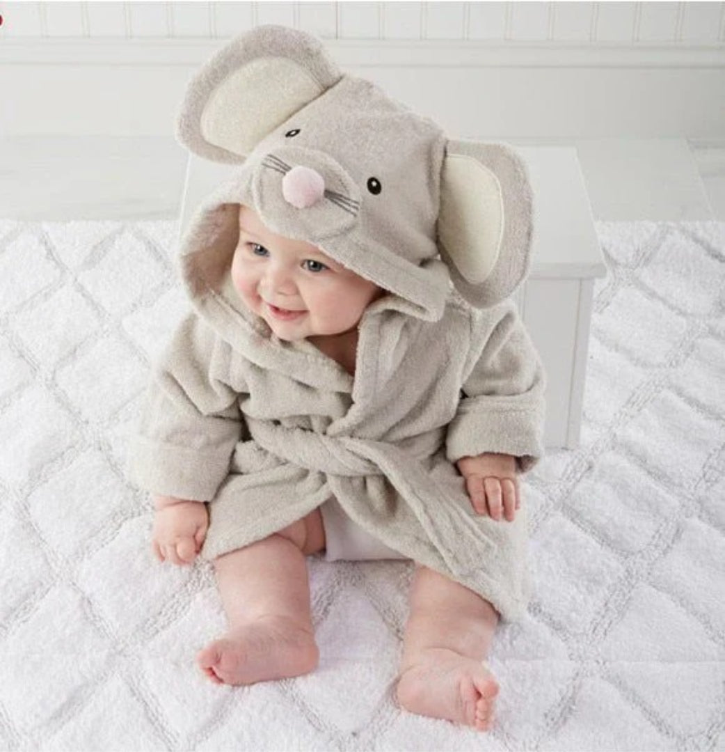 Baby bathrobe in soft absorbent material with animal motif