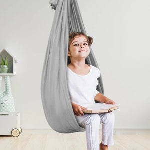 Grå
