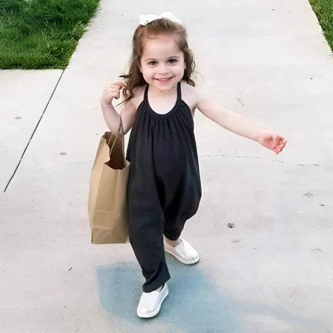 Comfortable backless jumpsuit for children