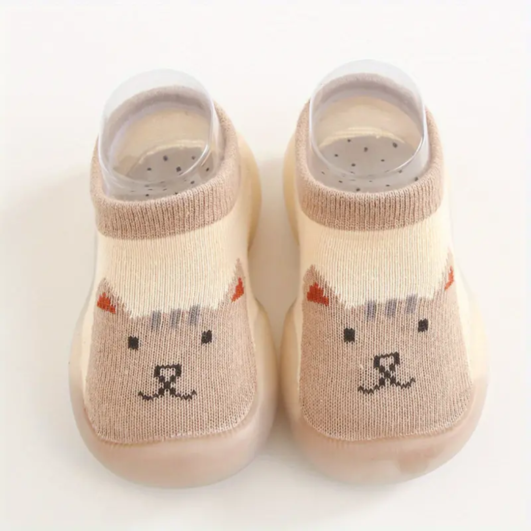 First-step baby shoes with soft, flexible, non-slip sole