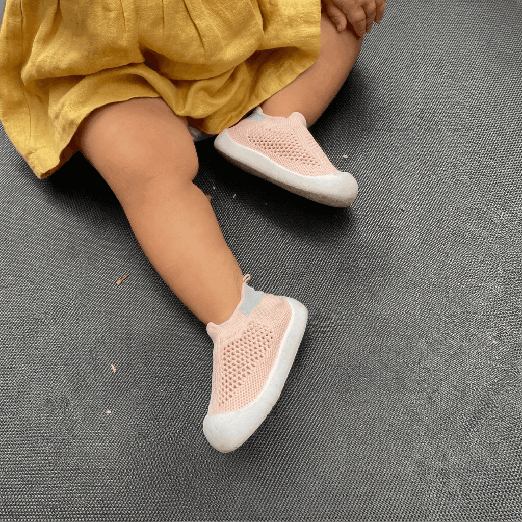 Baby walking shoes