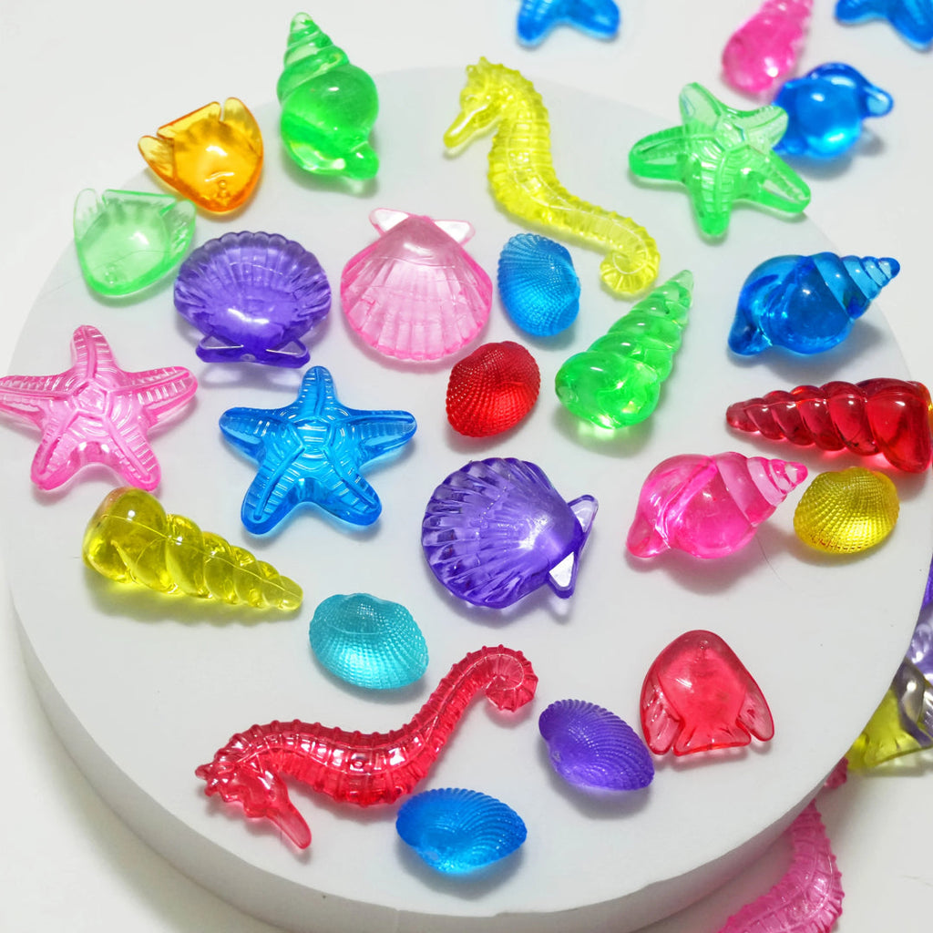 Treasure hunt set with sea creatures and acrylic jewels