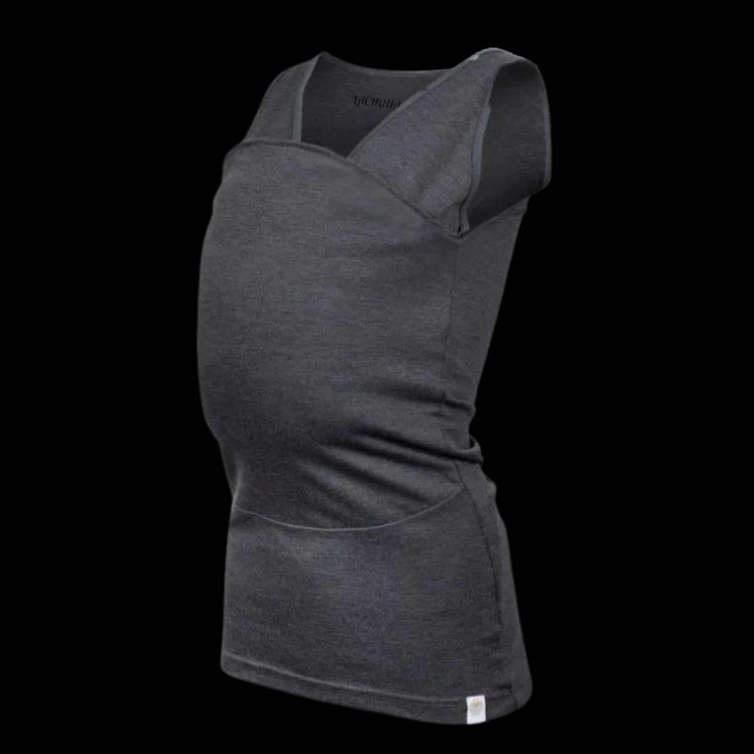 Close-fitting baby carrier T-shirt