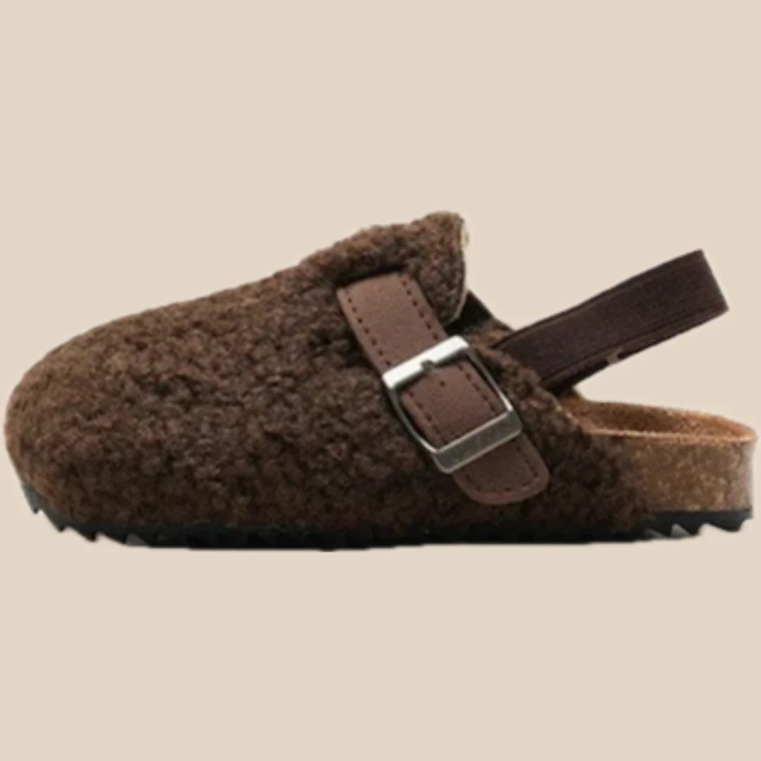 Wool moccasins for kids in slip-on design