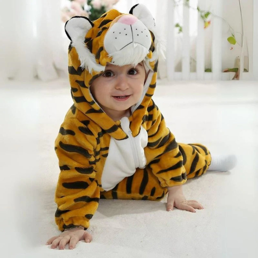 Soft baby jumpsuit with zipper