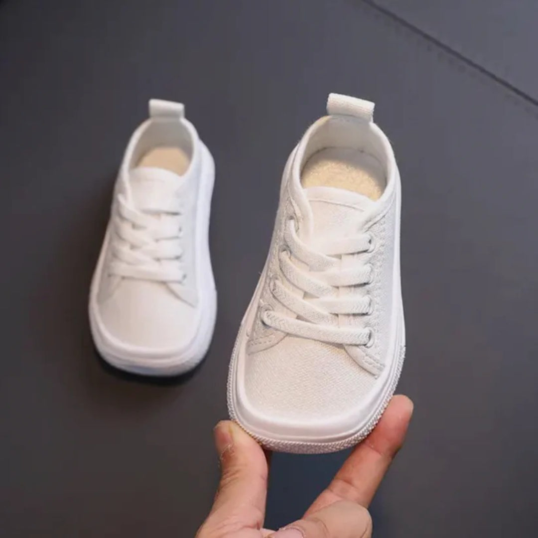 Barefoot shoes for children with a flexible fit