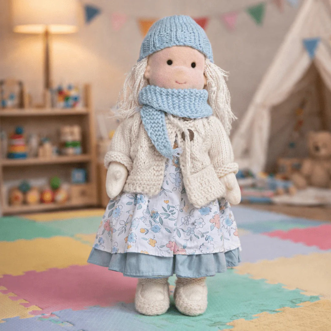 Håndlavet Waldorf dukke i bomuld til rolig og fantasifuld leg