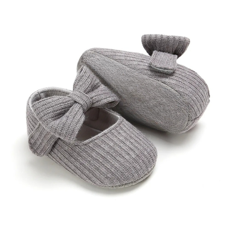 TwinkleToes soft baby booties