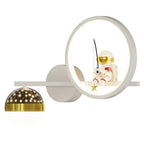 Astronaut night light with star projection for the children's room