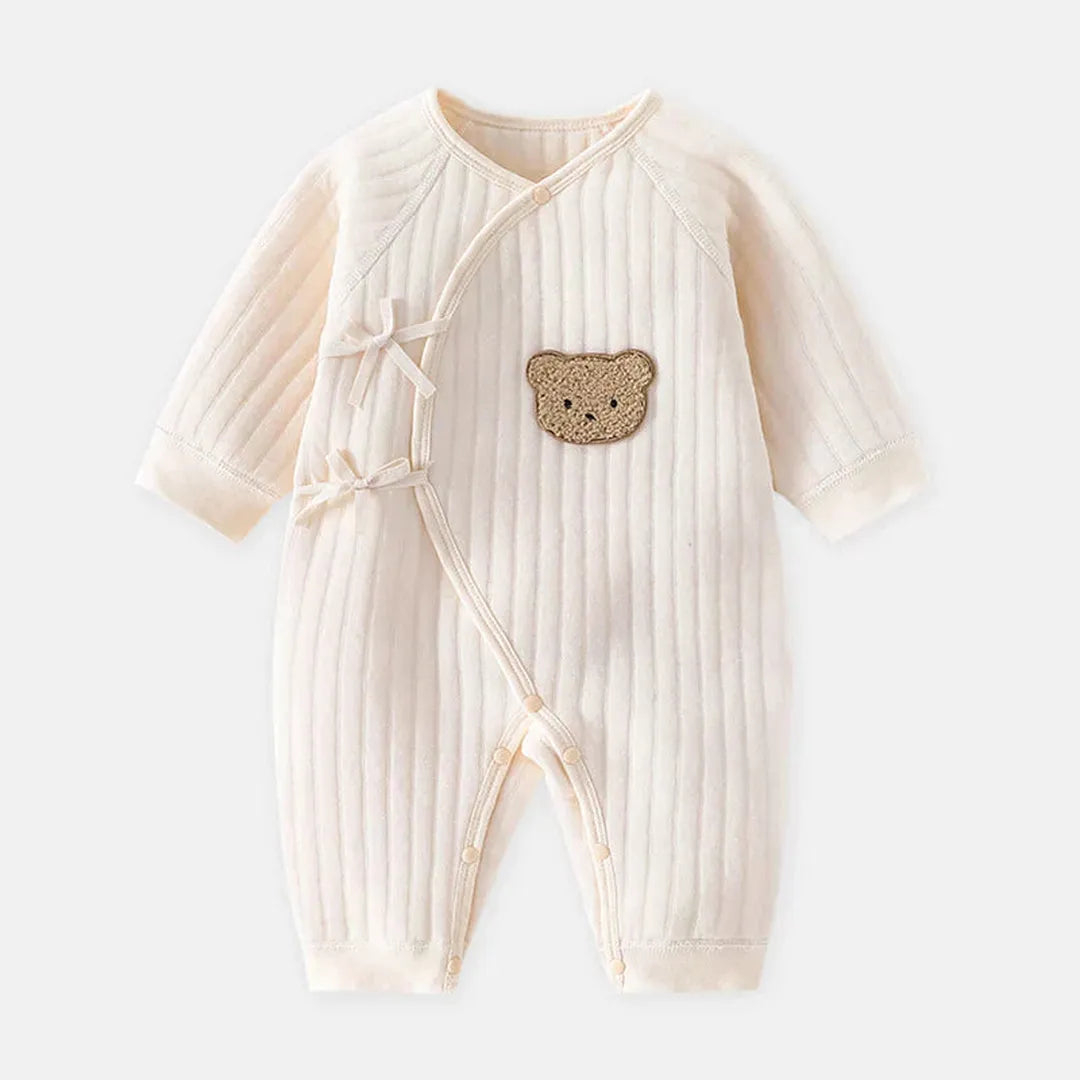 Baby bodysuit with bear and long sleeves