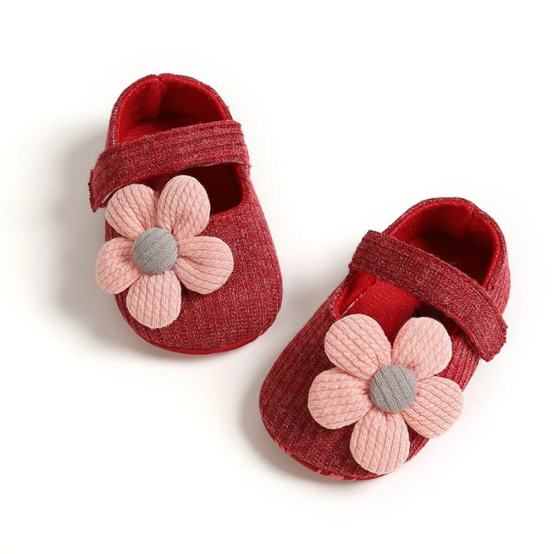 TwinkleToes soft baby booties