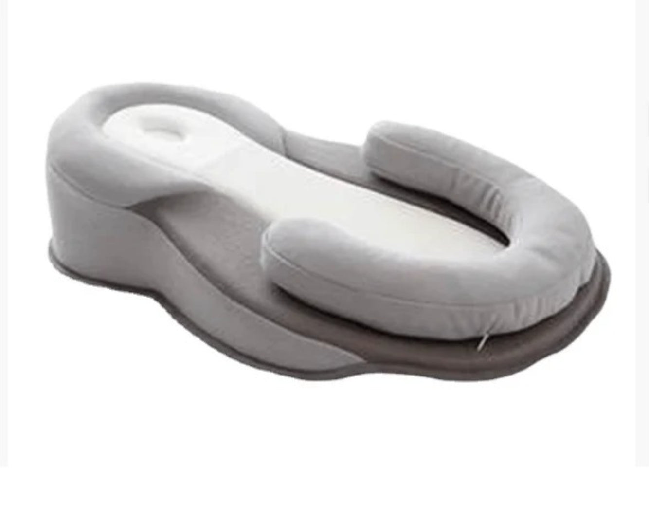 Ergonomic baby pillow for better sleep support