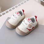 Baby shoes with a popular design