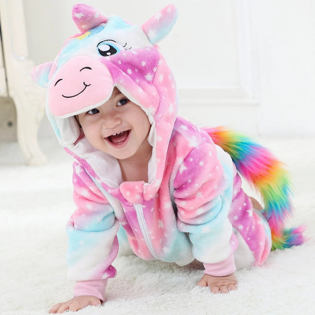 Baby fleece jumpsuit with hood and cartoon motif