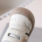Baby shoes with a popular design
