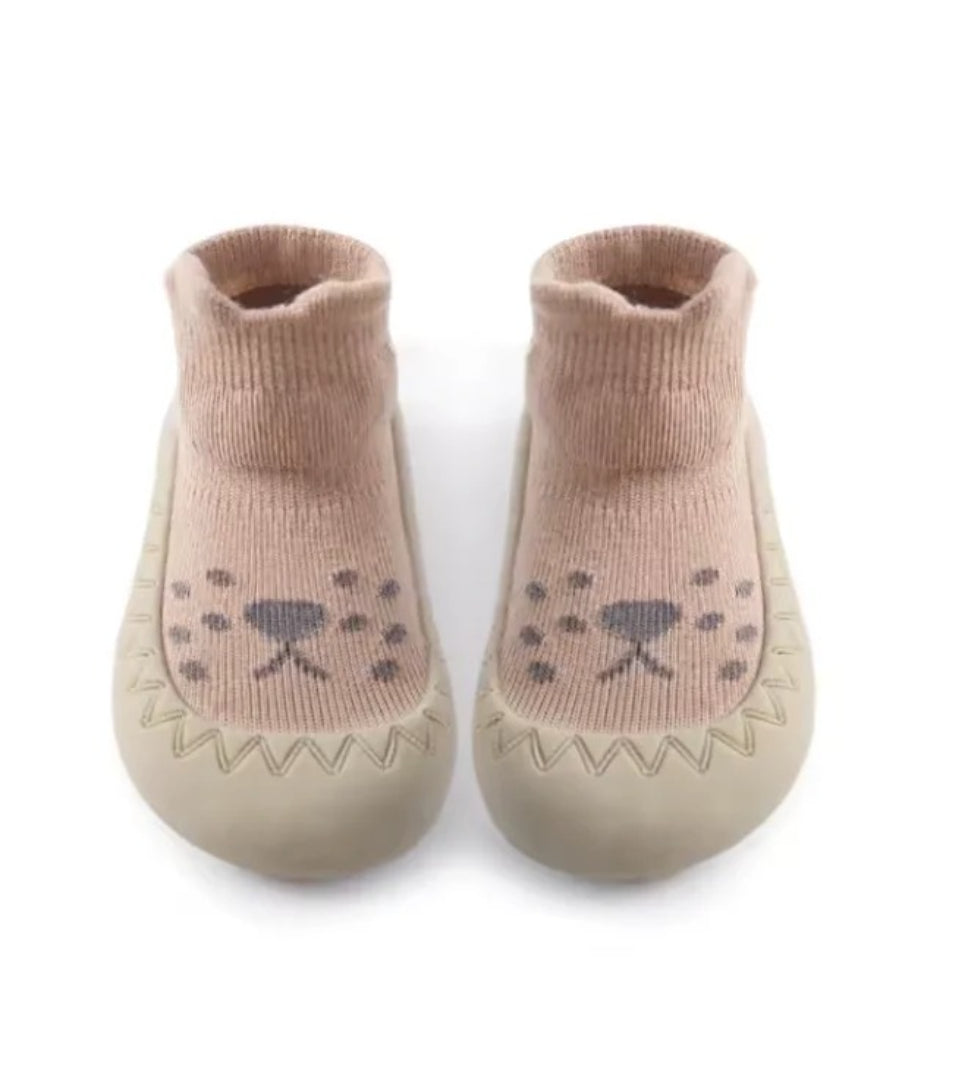 Baby boots for first steps with non-slip sole