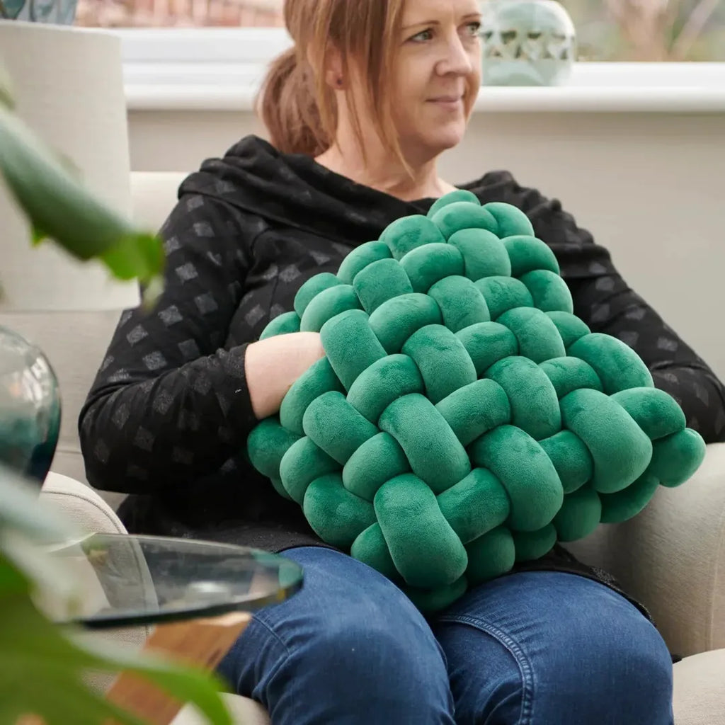 Weighted sensory pad with deep pressure function