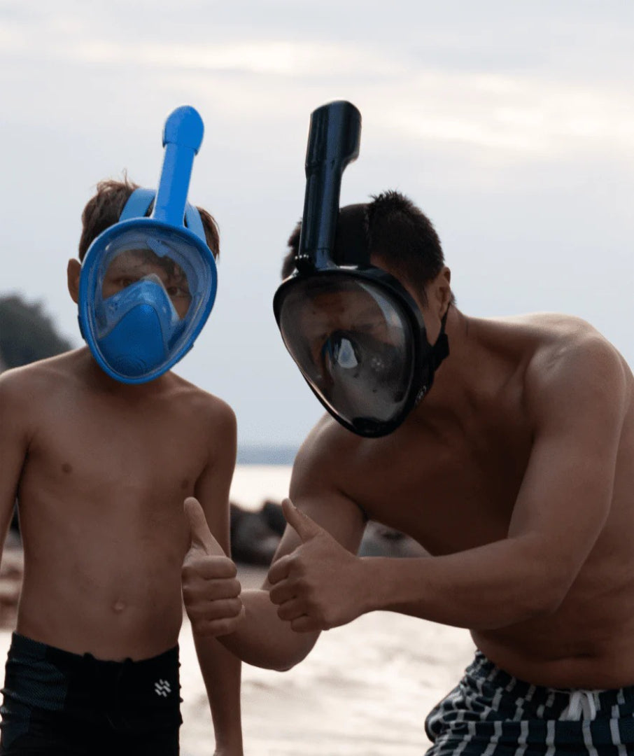 Children's diving mask with full face coverage and 180-degree field of vision