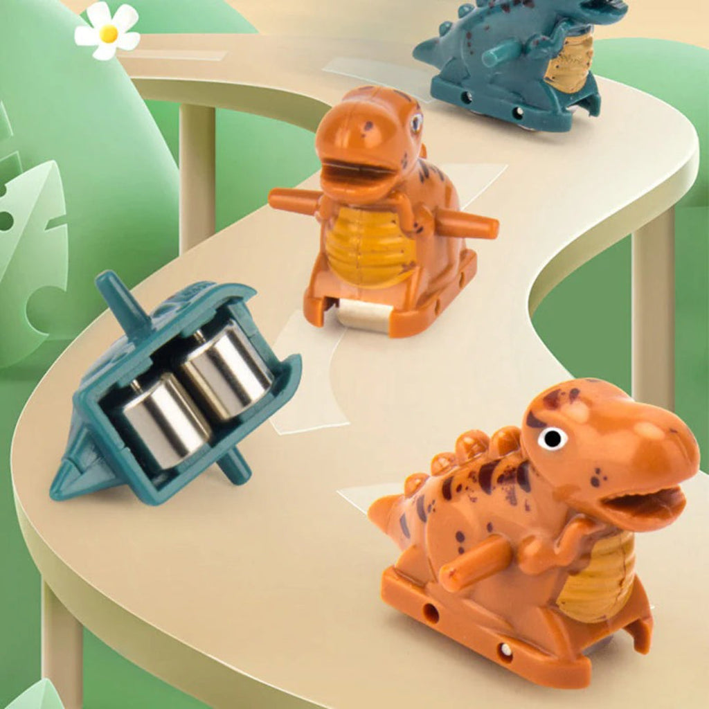 Dinosaur race track with cars and automatic climbing function