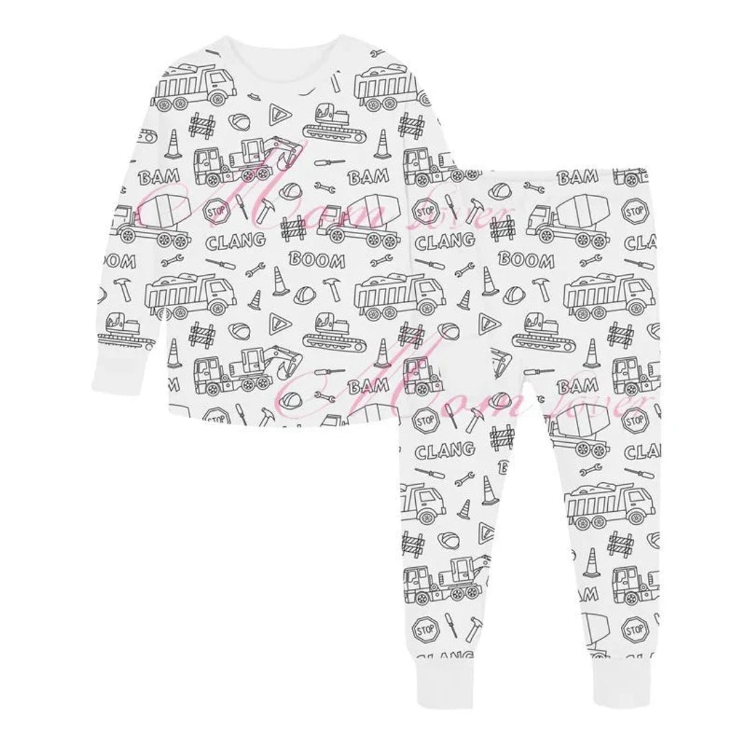 Kids' pajamas that can be drawn on and colored in
