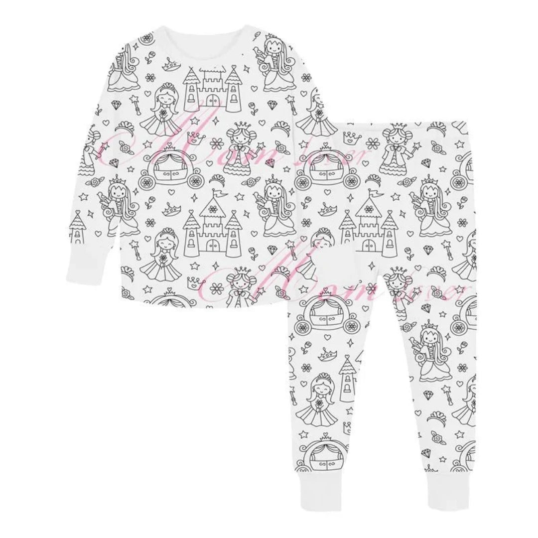 Kids' pajamas that can be drawn on and colored in